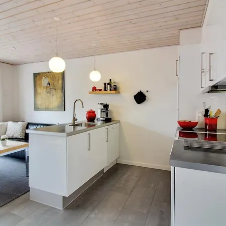 Rikhard Holiday home