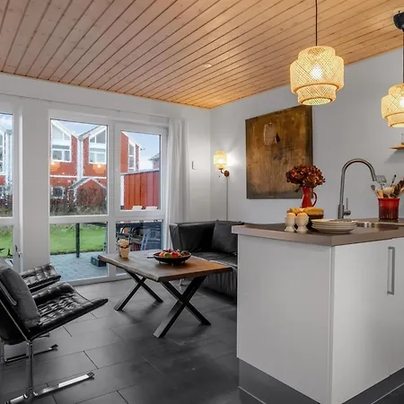 Holiday home Rikhard Lokken